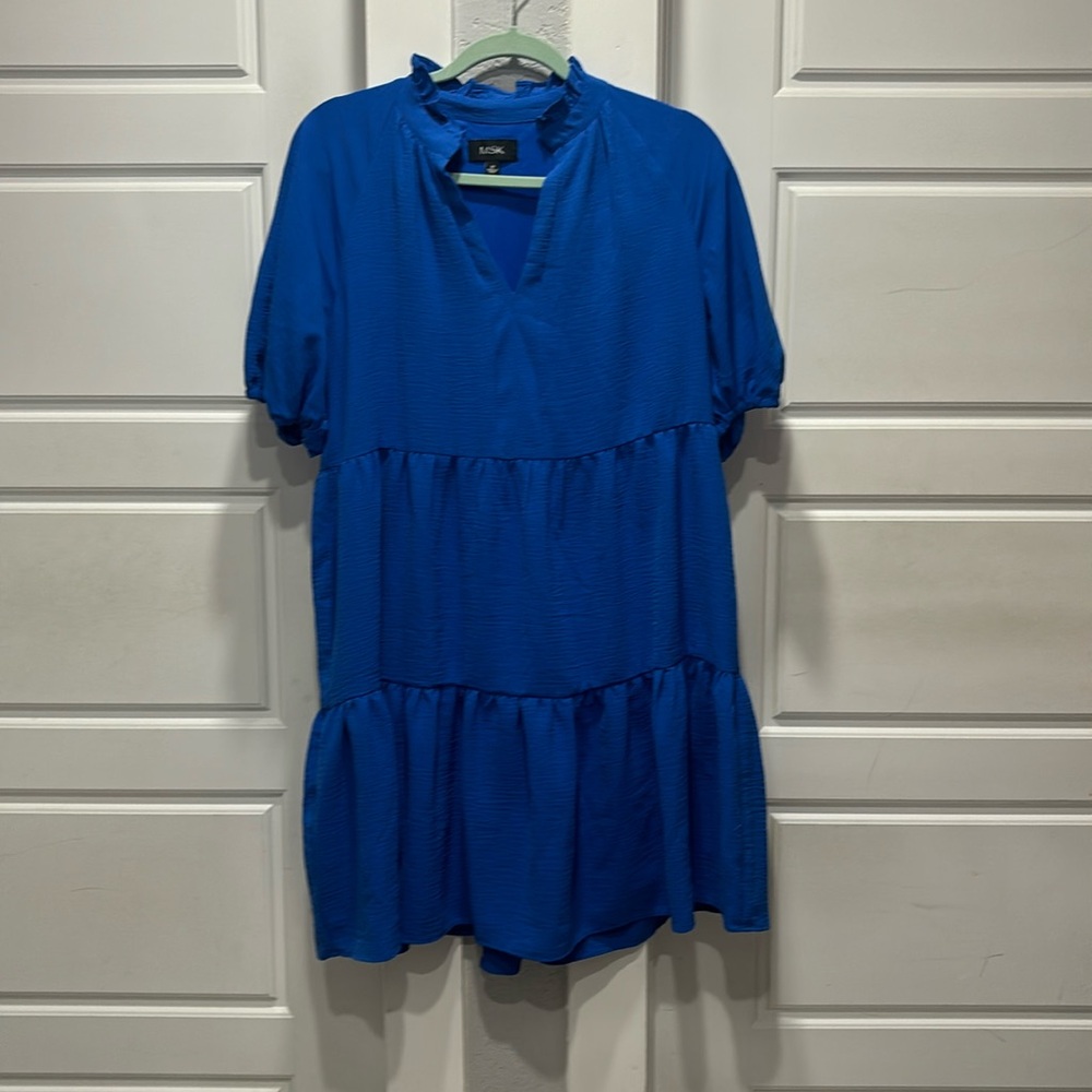 Blue dress